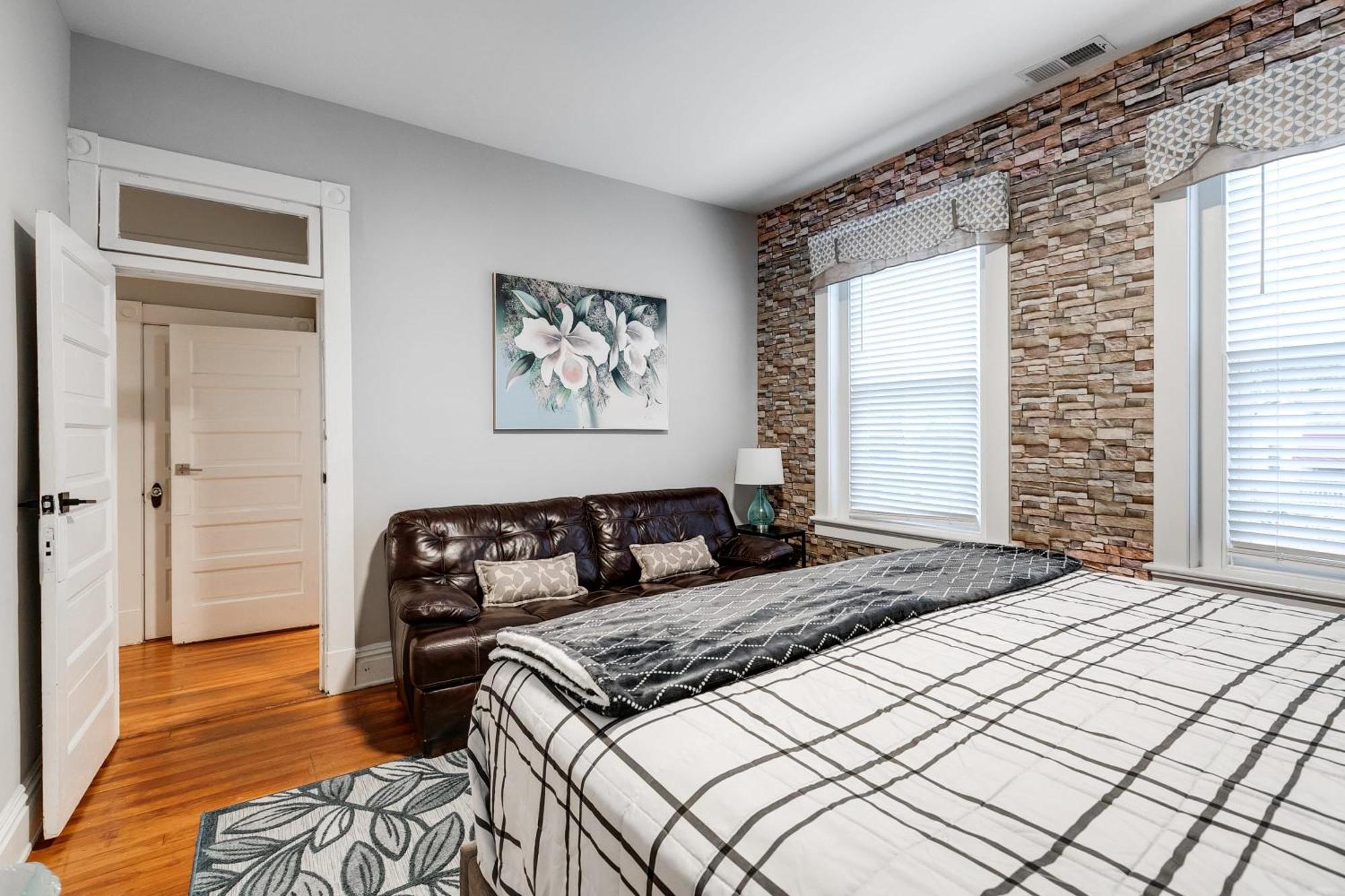 E2 Centrally Located In Carytown Fully Fenced Richmond Buitenkant foto